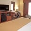 Holiday Inn Express & Suites Paducah West