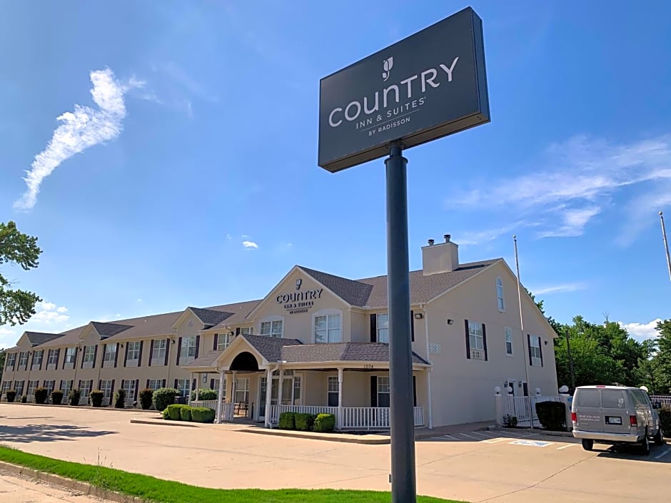 Country Inn & Suites by Radisson, Tulsa, OK