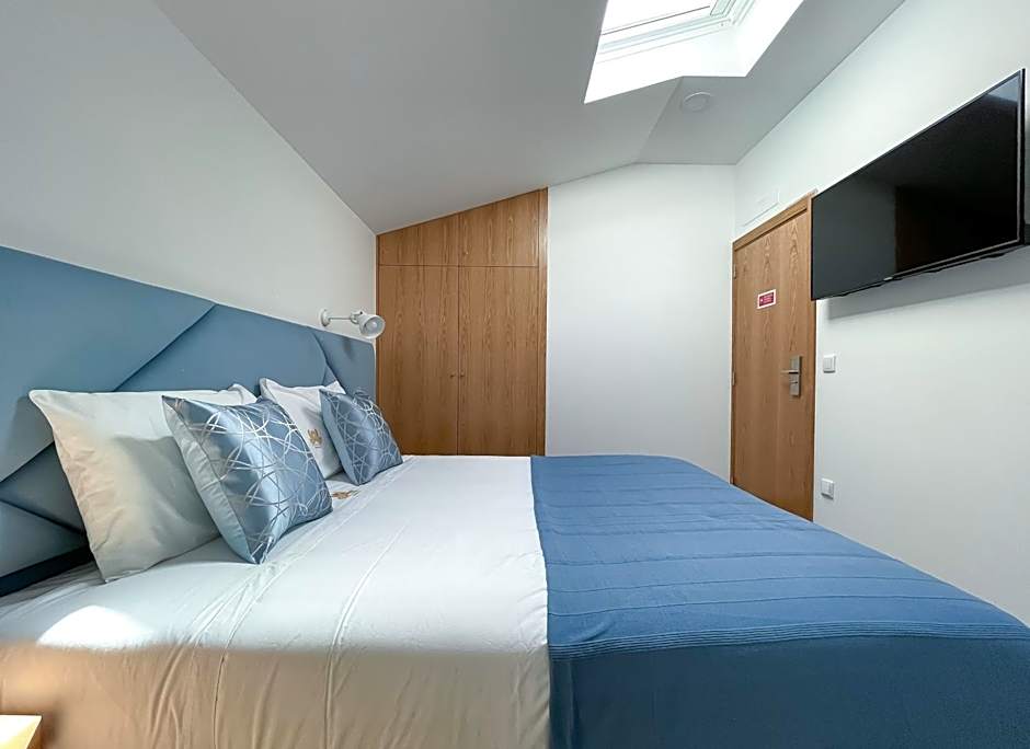 Soldouro Train Suites