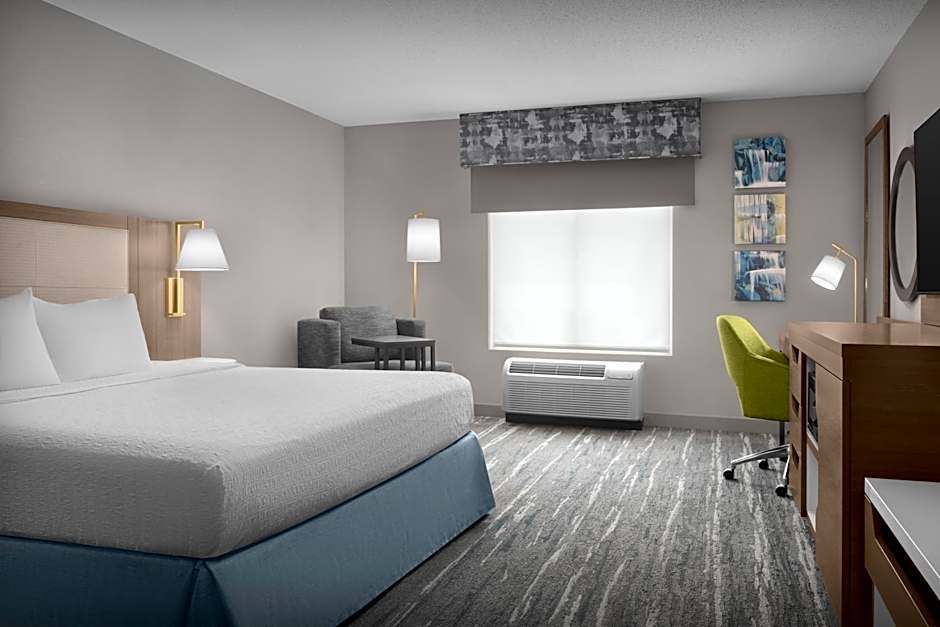 Zdjęcie 1 z 1 — 1 King Bed, Whirlpool