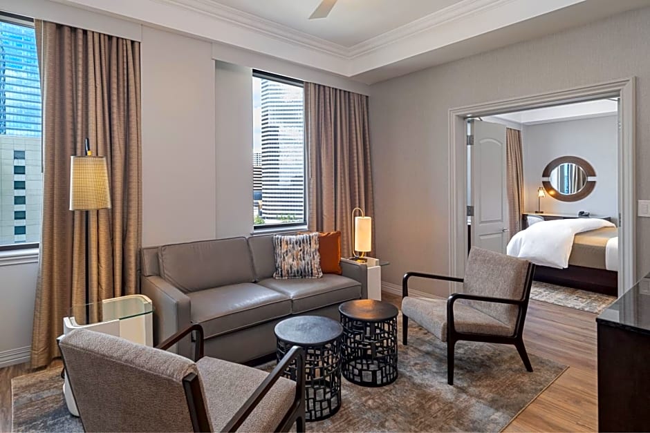 Westin Houston Downtown