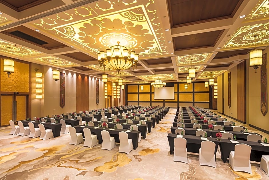 Banyan Tree Jiuzhaigou