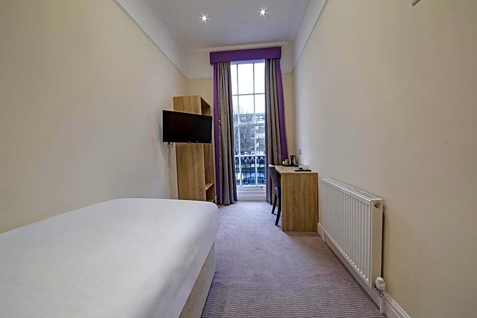 OYO 24 Sussex, London Paddington