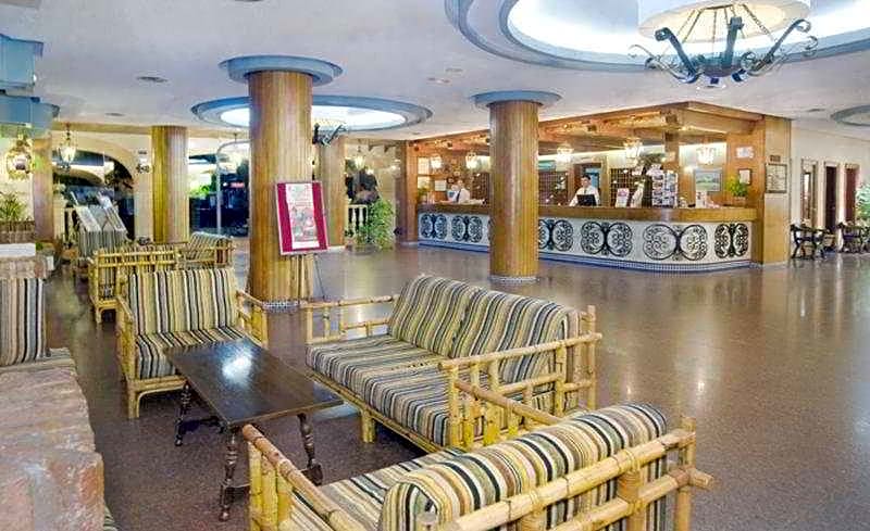 Hotel Apartamentos Bajondillo Torremolinos. Rates from EUR51