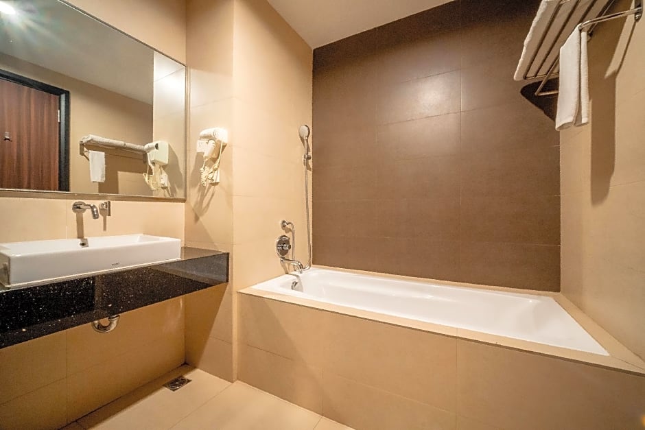 M-One Hotel Harbour Bay