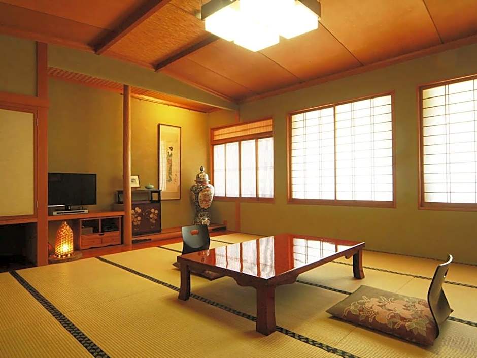 Irorinoyado Ashina