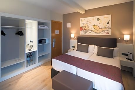 Premium Double or Twin Room with Terrace