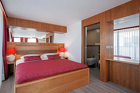 Superior Two-Bedroom Apartment with Terrace