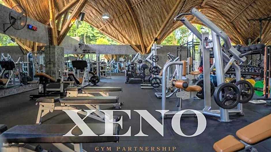 Nomada Villas - Giant Pool - Private Kitchen - Free Gym Access - Up to 40Mbps WiFi