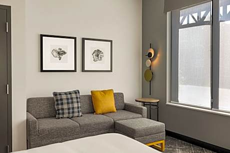 King Studio with Sofa Bed