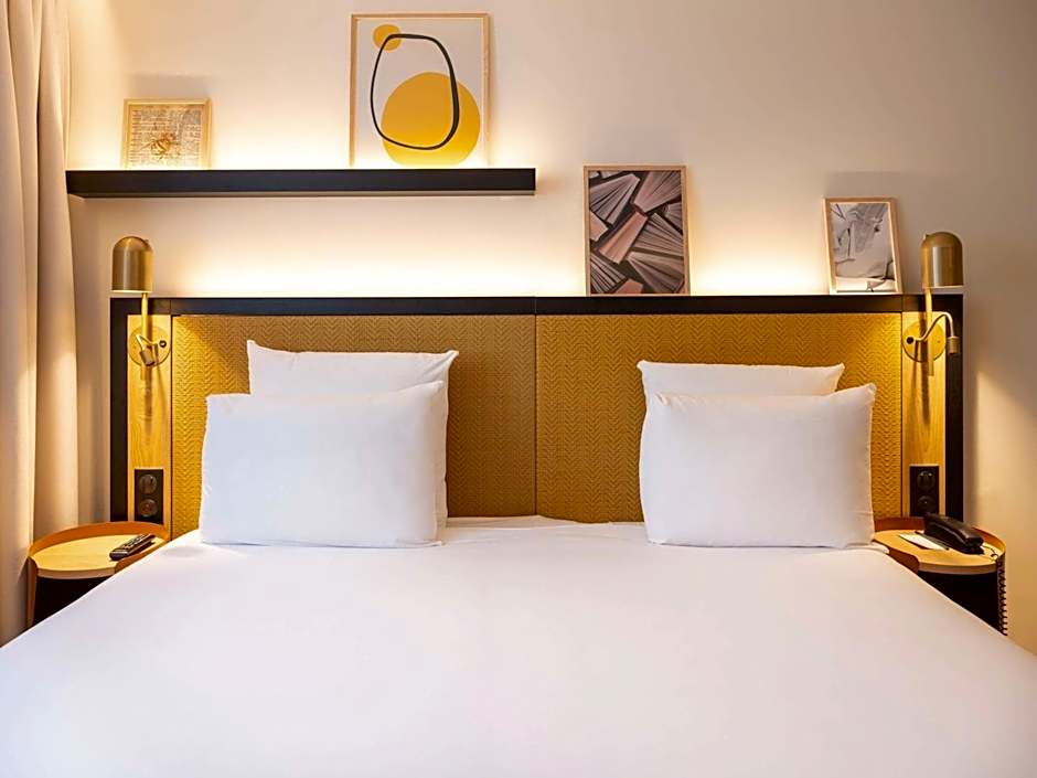 Mercure Paris Bercy Bibliotheque