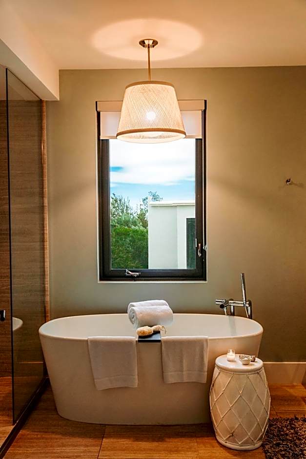 The Loren at Pink Beach