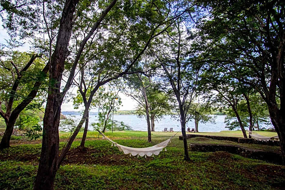 Papagayo Golden Palms Beachfront Hotel