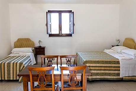 Studio with Kitchenette