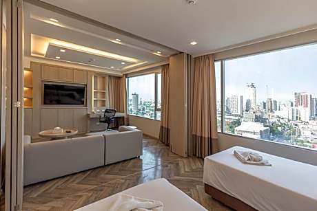 Two-Bedroom Suite with Jacuzzi