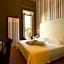 De La Pace- Sure Hotel Collection by Best Western