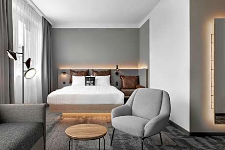 Moxyfied Family Room