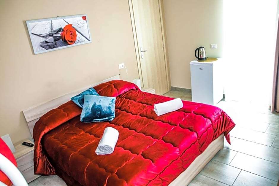 Martina Paradise B&B – Nicolosi, CA