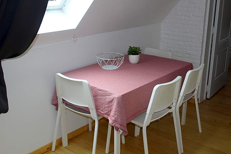 Saffels Nest 33