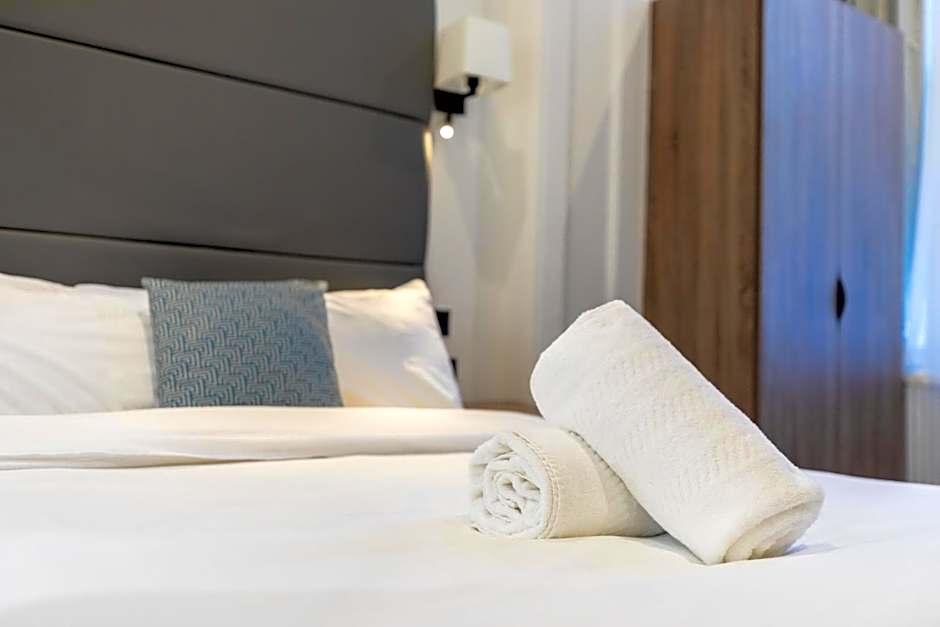 The Chapter Hotels - The J Hyde Park