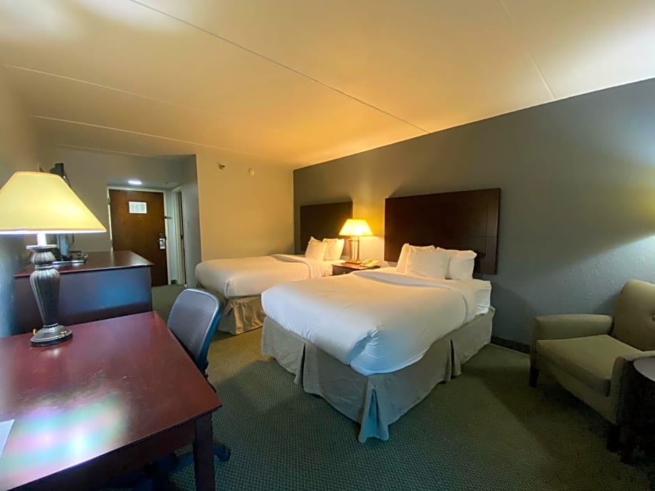 Ramada by Wyndham Luling