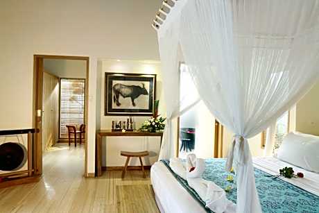 Royal One-Bedroom Villa with Private Pool