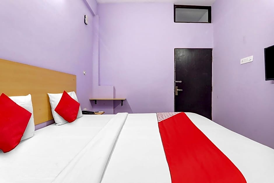 OYO Flagship C Sarovar Exotica Near Badshahnagar Metro Station – Lucknow, 