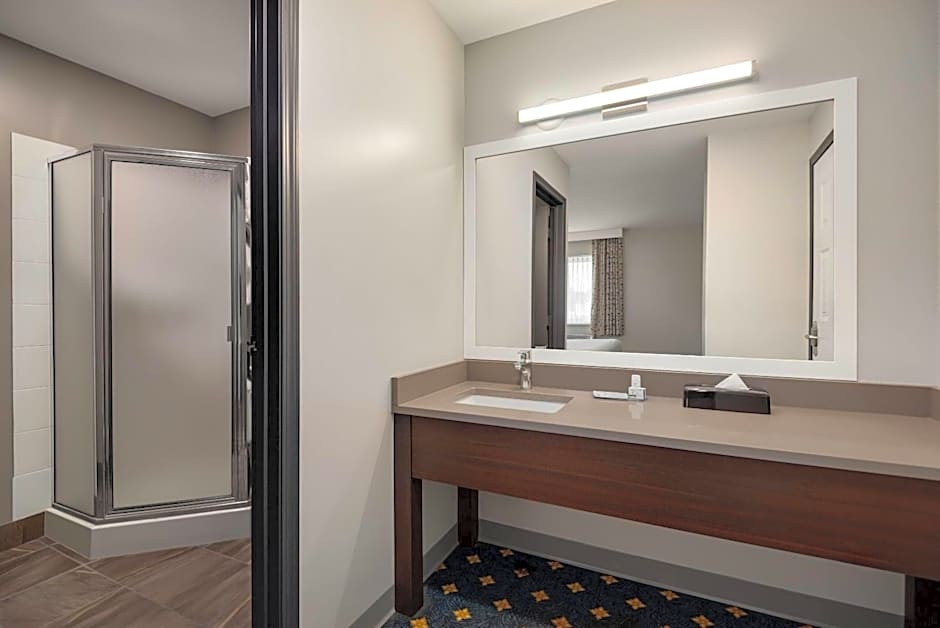 Days Inn by Wyndham Kelowna