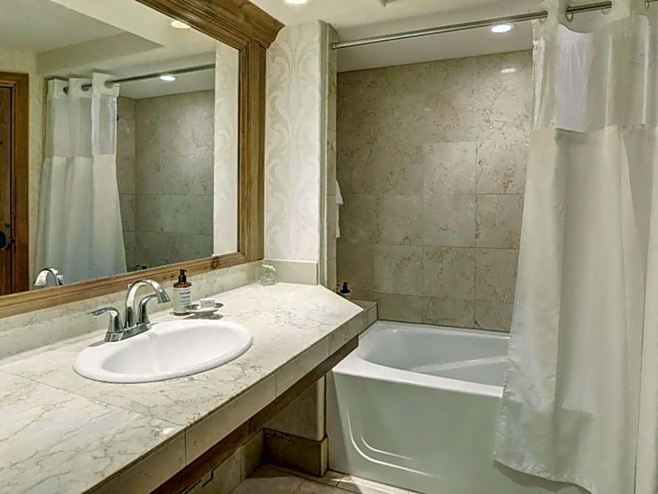 Austria Haus, a Destination by Hyatt Hotel