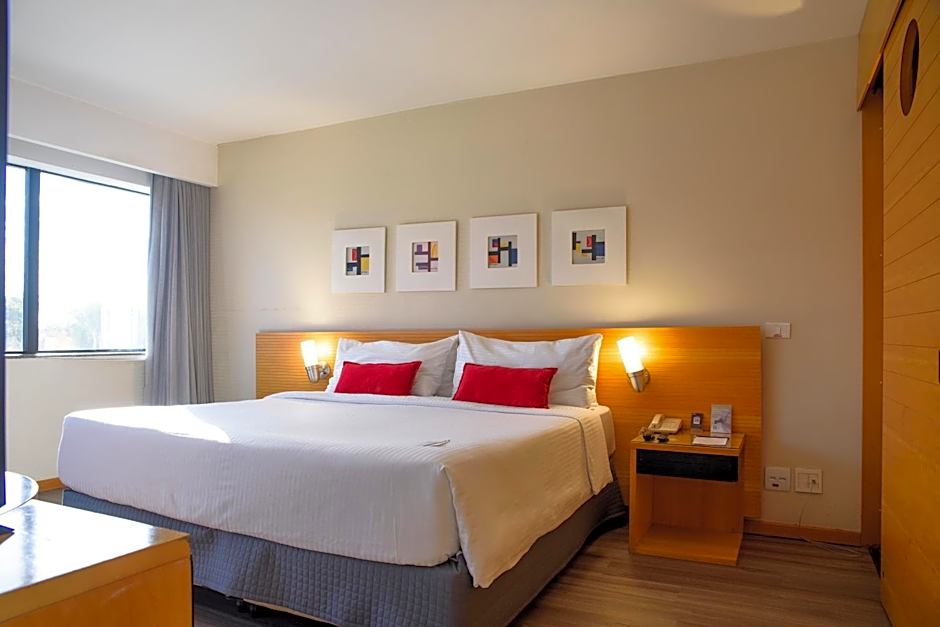 Golden Tulip Brasília Alvorada