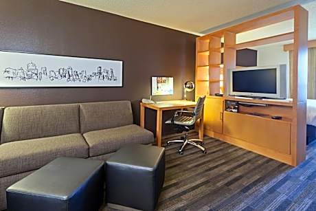King Studio Suite