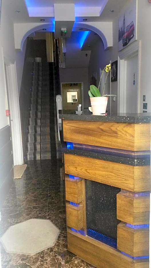 The Crystal Lodge Hotel