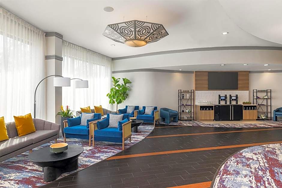 Hampton Inn By Hilton And Suites Baton Rouge