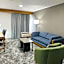 Ashbourne Hotel Canton/Hall of Fame I-77