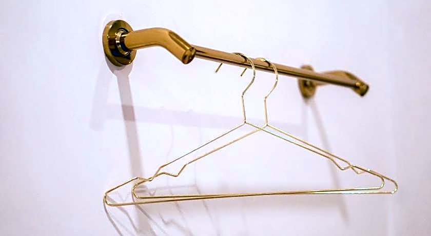 Isara Boutique Hotel and Cafe