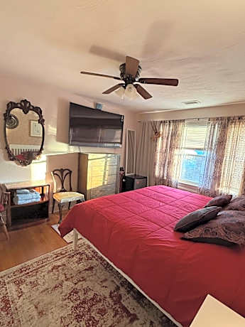 Double Room with Shared Bathroom