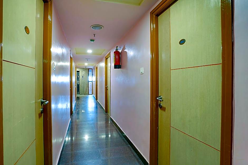 Shanthaa Residency Lodge by OYO Rooms – Hyderabad, 