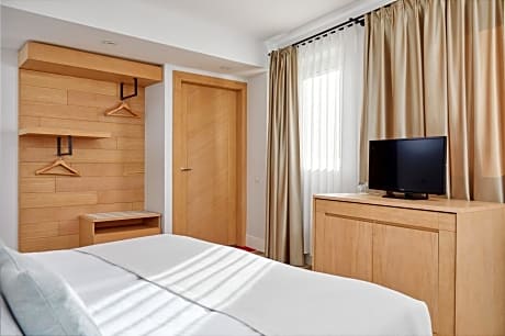 Standard Double or Twin Room - Disability Access