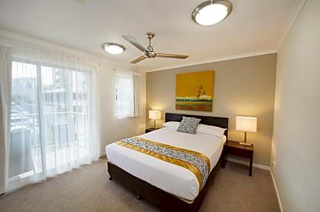 Two-Bedroom Interconnecting Apartment