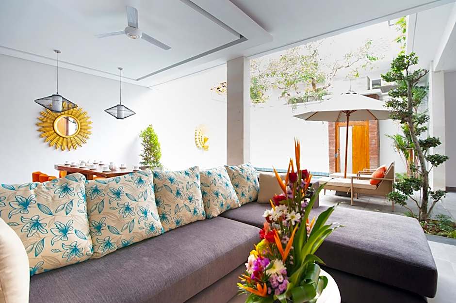 Apple Villa & Suite Seminyak