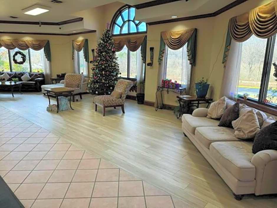 OYO Hotel Harriman near I-40