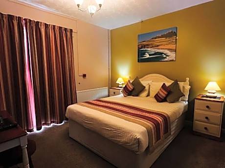 Studio Apartment with Sea View