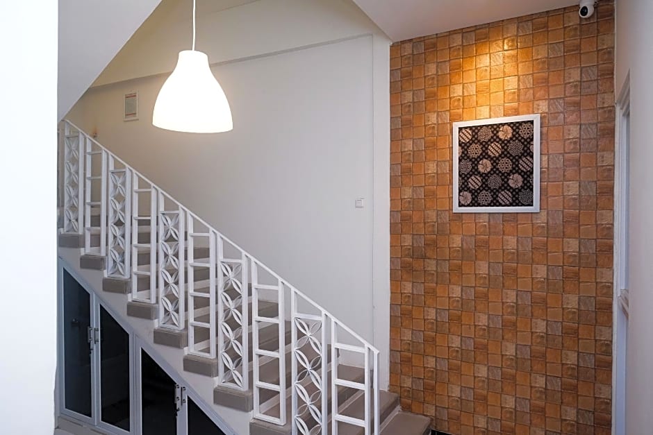 RedDoorz Syariah near Alun Alun Temanggung