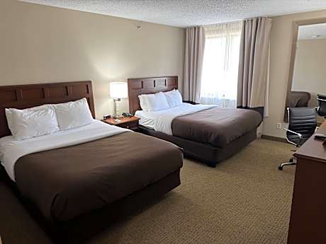 Deluxe Queen Room with Two Queen Beds - Non-Smoking