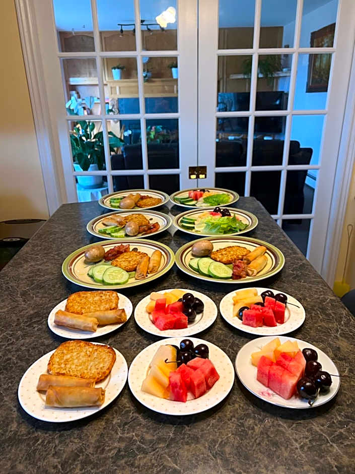 Lee's Ocean Peek B & B