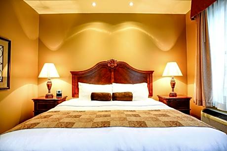 Superior Queen Room - Non-Smoking