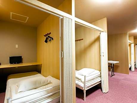 Quadruple Room with Private Bathroom