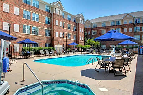 Residence Inn by Marriott Cleveland Beachwood