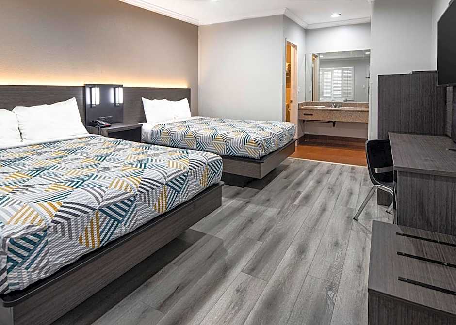 Motel 6-Anaheim, CA - Convention Center