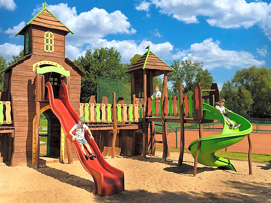 Hotel Żubrówka Spa & Wellness